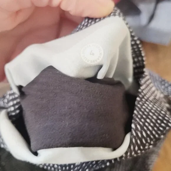 Lululemon Time to Sweat tights - Picture 10 of 10